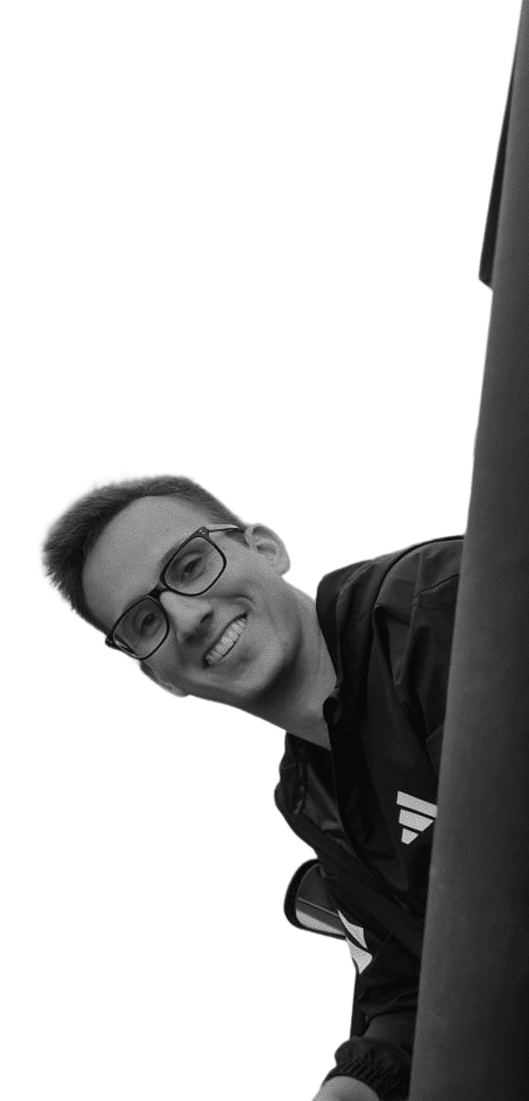 Luka Kralj peeking from the right